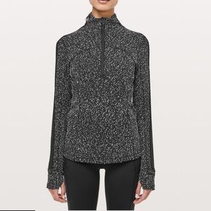 *NWT Run Briskly 1/2 Zip